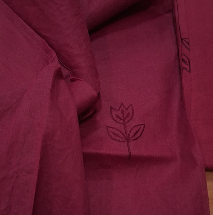 Visillo confeccionado bordado granate Pallu