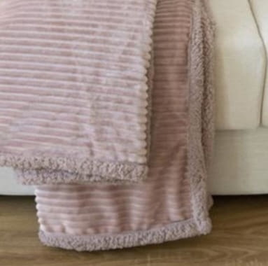 Manta sofá grande rosa sherpa 140 x 200 - 1