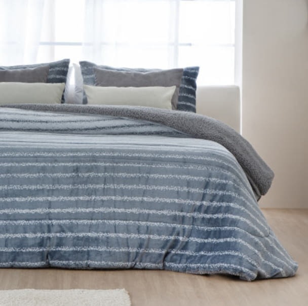 Edredón sedalina rayas azul con sherpa - 1