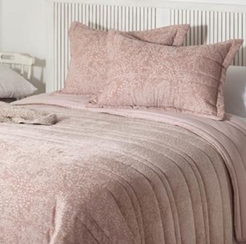 Edredón rosa de chenilla con labrado - 1