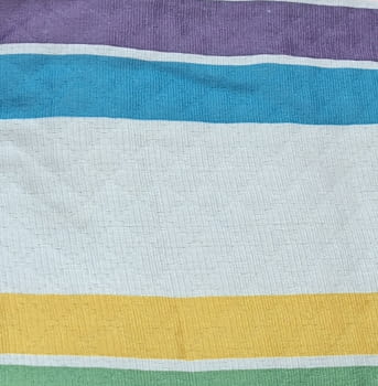 Colcha multiusos rayas Arco iris. Cama: 90 y 135/150 - 5