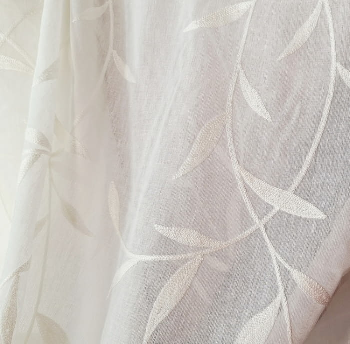 Tela visillo blanco bordado hojas - 2