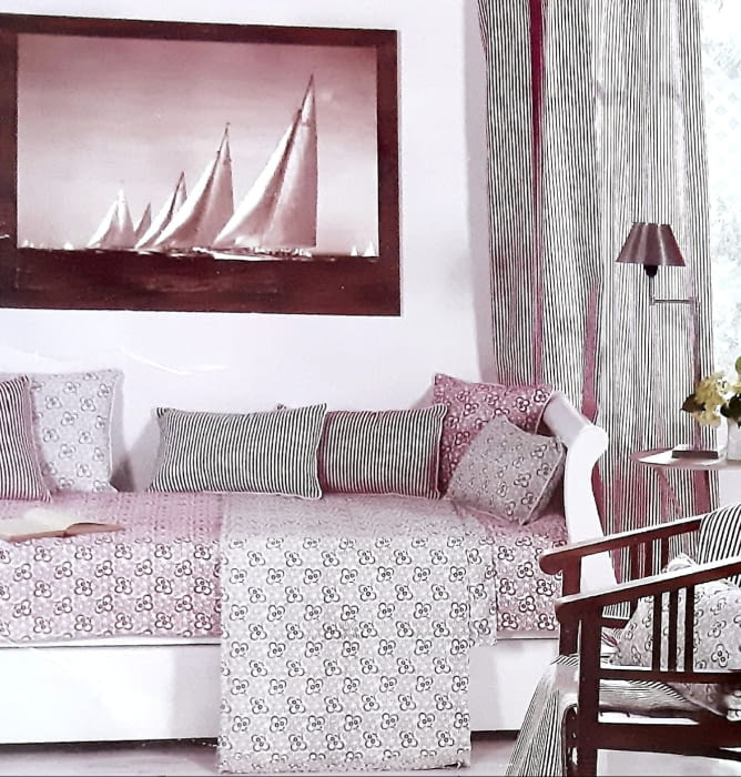 Colchas multiusos blanca dibujos negros. 180 x 260 y  240 x 260 - 1