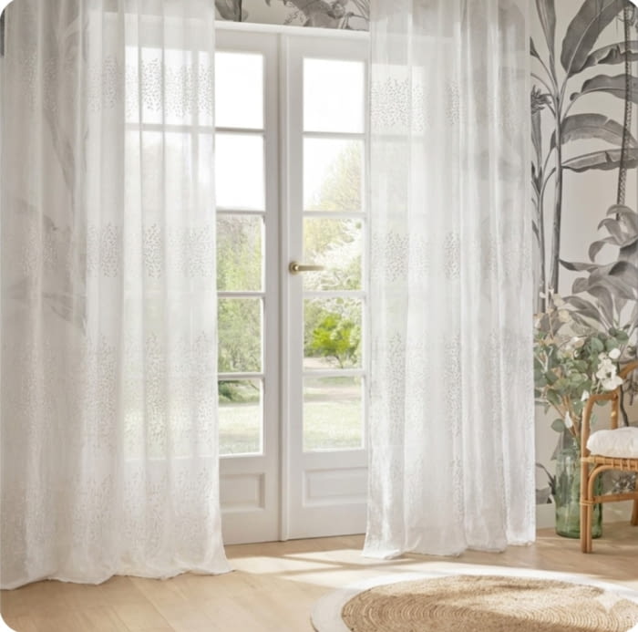 Tela visillo franjas hojitas bordadas - 1