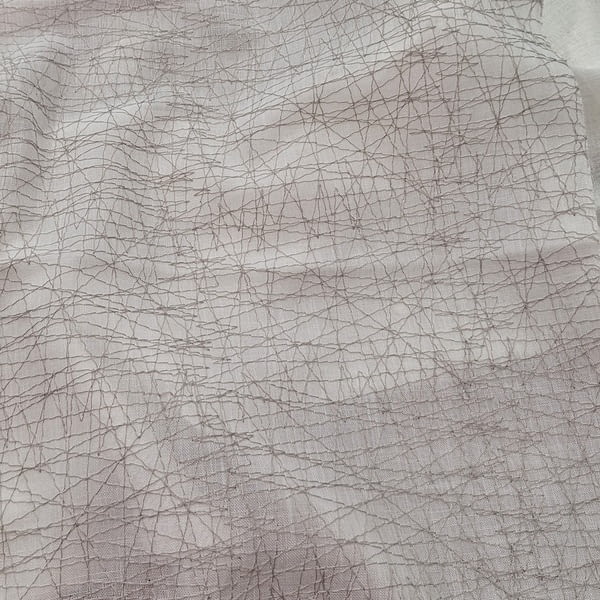 Tela visillo trazos bordados grises - 2