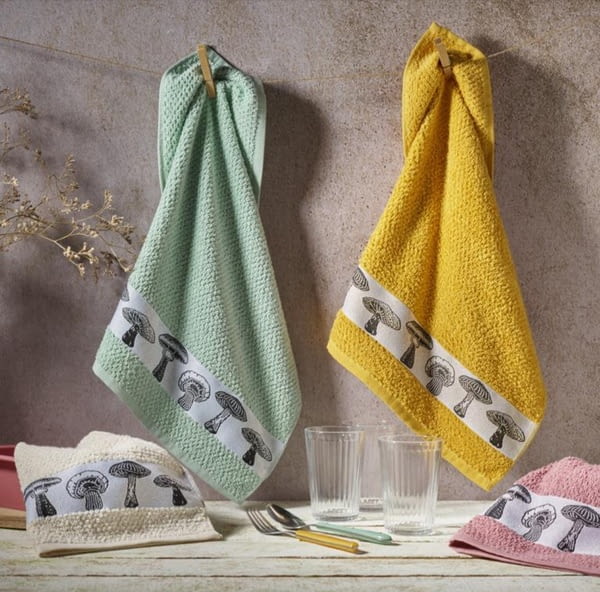 Paño de cocina con cenefa de setas (duplicate)