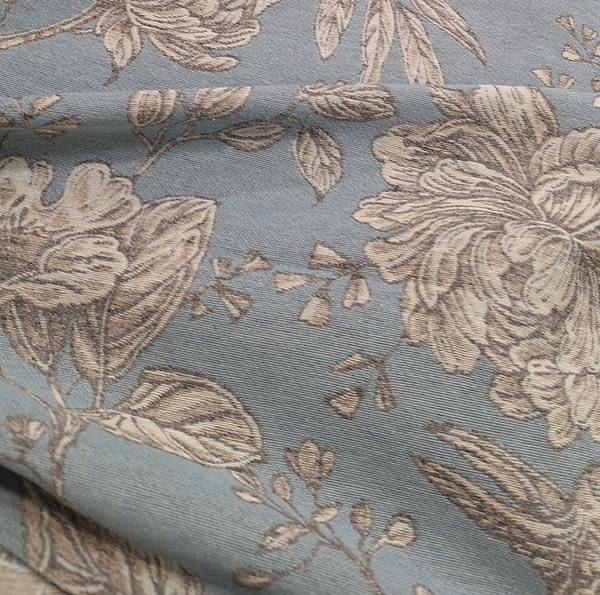 Tela jacquard azul con flores - 4