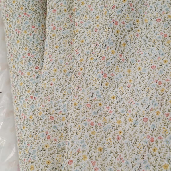 Tela visillo florecitas verde, amarillo,  rosa - 5