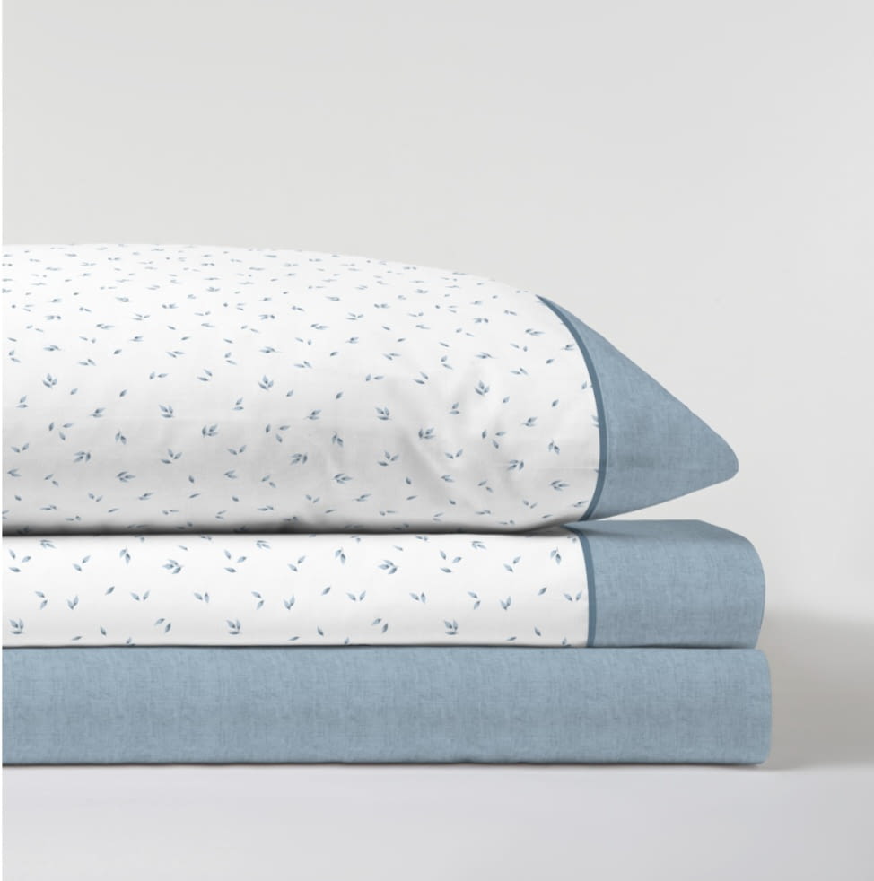 Sábanas 100% algodón hojitas azules. Cama 150