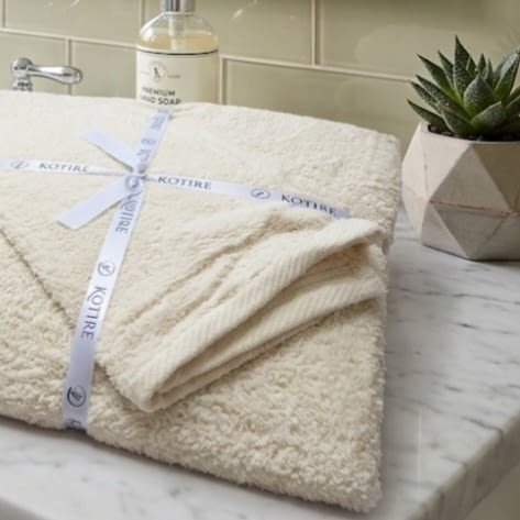 Juego de Toallas básicas: Ducha+lavabo+tocador - 1