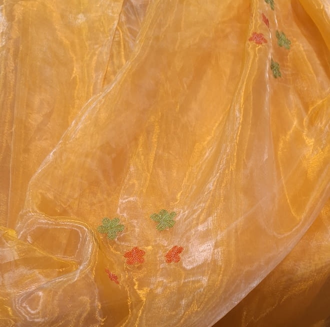 Organza naranja bordada. 1,40 X 2,80 METROS = 33,20 € - 3