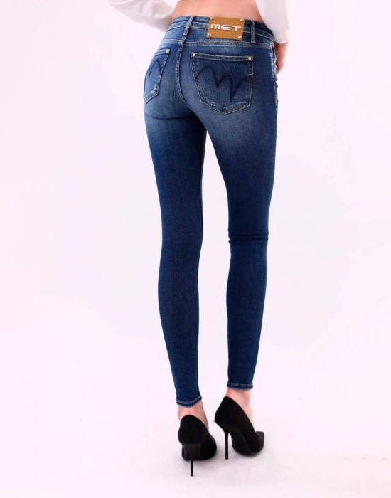MET  jeans pitillo en color azul - 2