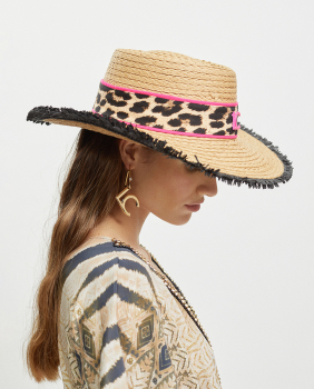 LOLA CASADEMUNT sombrero con cinta de leopardo
