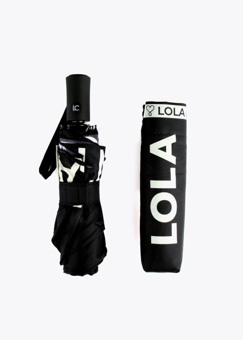 LOLA CASADEMUNT paraguas logo blanco - 4