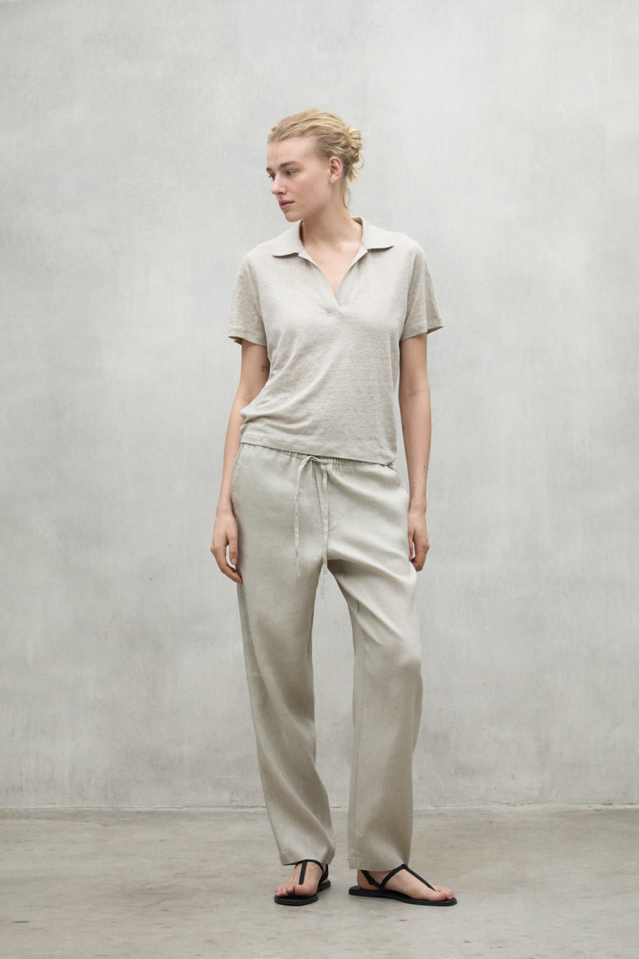 ECOALF pantalón en lino camel