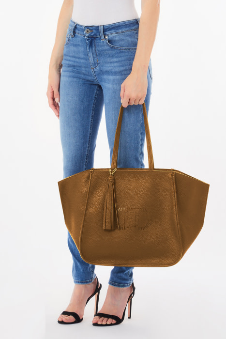 LIU·JO shopping ecopiel camel con logo troquelado - 2