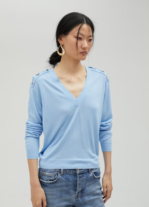 LOLA CASADEMUNT by Maite jersey azul celeste trenzado del hombro