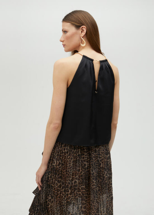 LOLA CASADEMUNT by Maite top negro con cadena de  en oro en el escote - 4