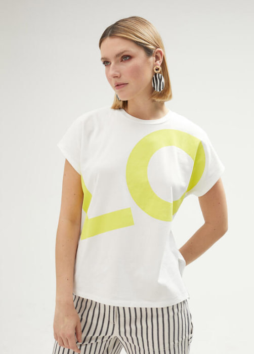 LOLA CASADEMUNT camiseta m/c blanca y amarillo  "LOVE" - 1