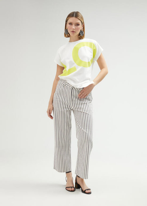 LOLA CASADEMUNT camiseta m/c blanca y amarillo  "LOVE" - 5