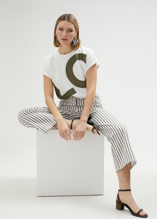 LOLA CASADEMUNT camiseta m/c blanca y verde "Love" - 6