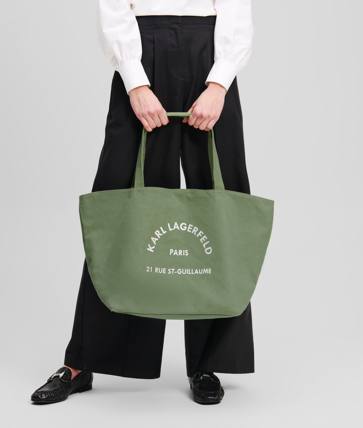 KARL LAGERFELD shopping con logo color verde
