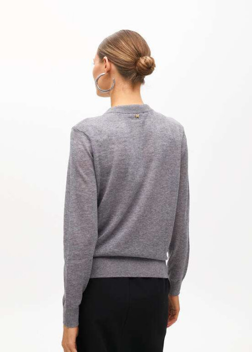 LOLA CASADEMUNT by Maite jersey gris con pañuelo en el escote - 4