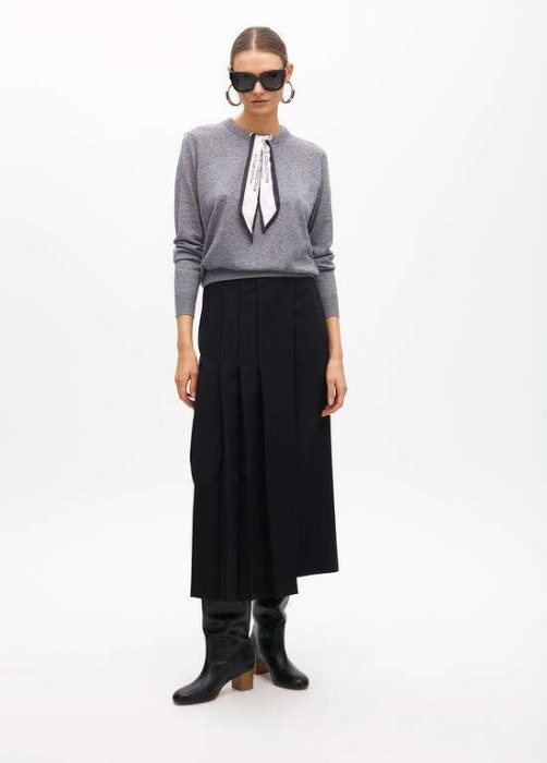LOLA CASADEMUNT by Maite jersey gris con pañuelo en el escote - 6
