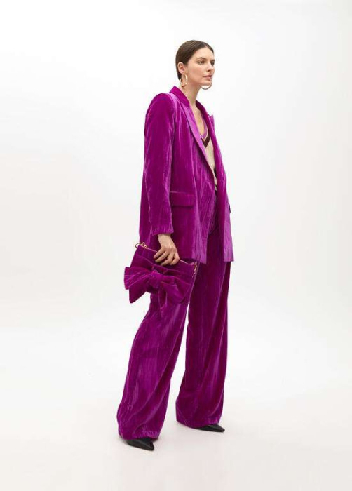 LOLA CASADEMUNT by Maite jersey escote pico  camel con vivos en morado - 8