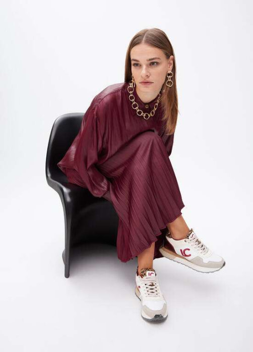 LOLA CASADEMUNT sneaker con vivos en granate - 9