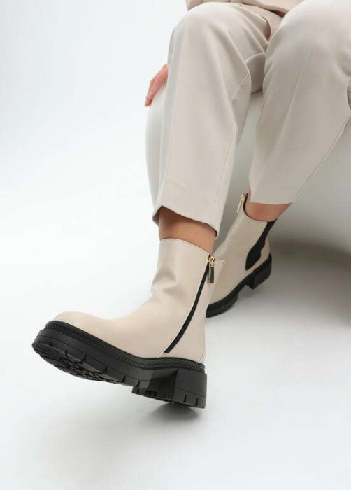 LOLA CASADEMUNT botín crudo y negro - 7