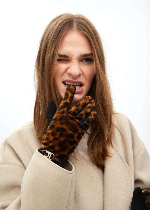 LOLA CASADEMUNT guantes en animal print - 6
