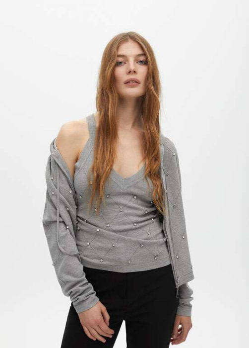 LOLA CASADEMUNT chaqueta gris con pedrería