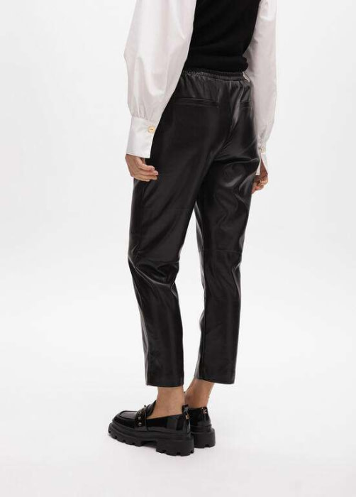 LOLA CASADEMUNT pantalón ecopiel negro con goma - 3