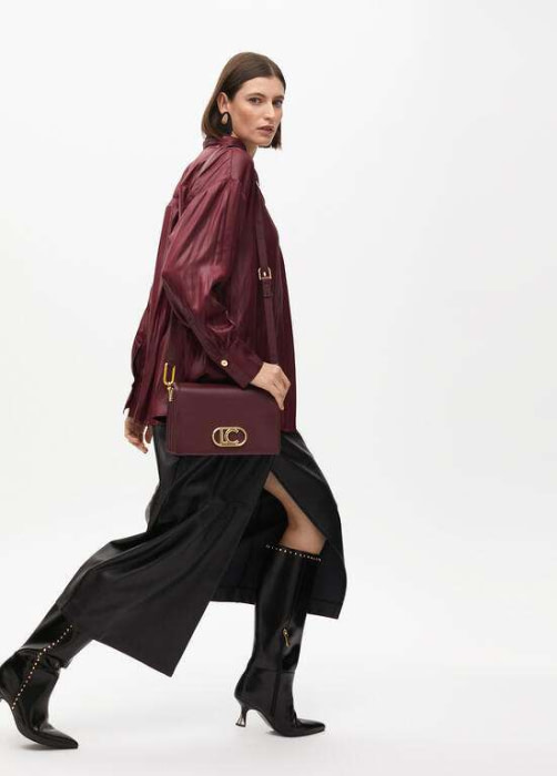 LOLA CASADEMUNT camisa plisada burdeos efecto encerado - 8