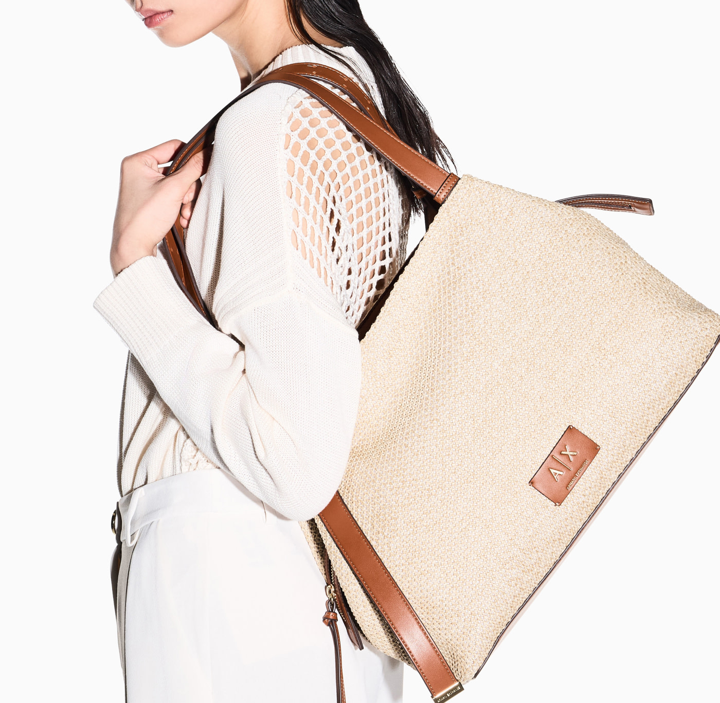 ARMANI EXCHANGE bolso rafia color natural