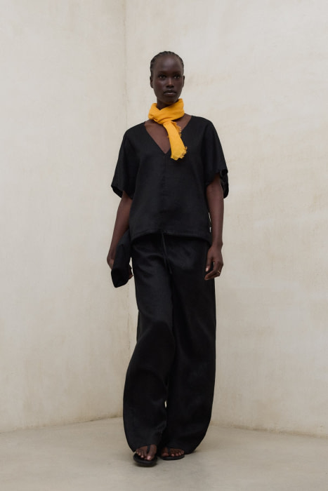 ECOALF camisa frunzida en lino color negro - 8