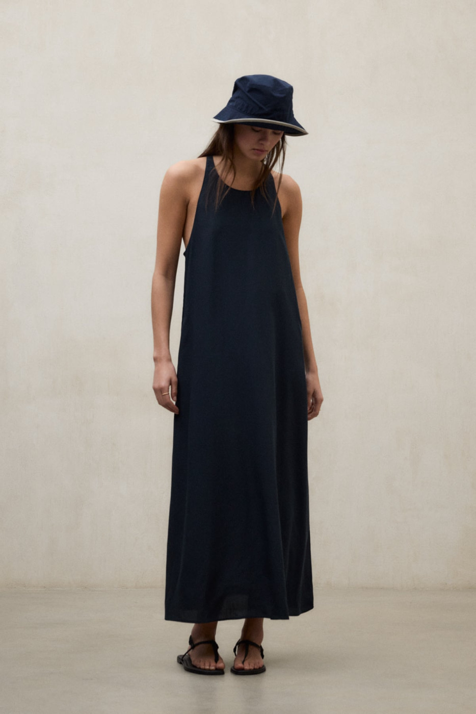 ECOALF vestido largo tirantes color azul marino escotado de la espalda