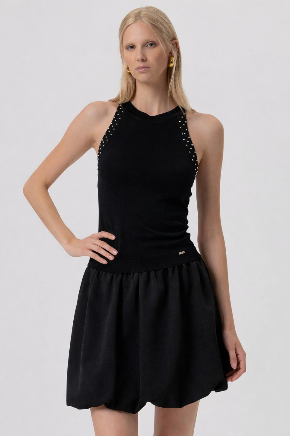 FRACOMINA top escote halter con tachas negro