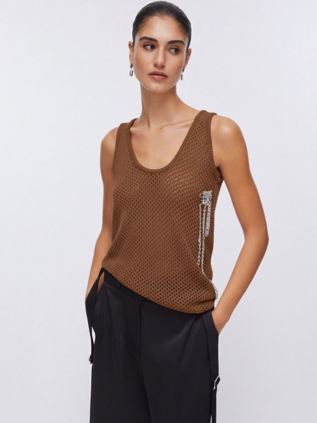 LIU.JO top calado con pedrería lateral marrón
