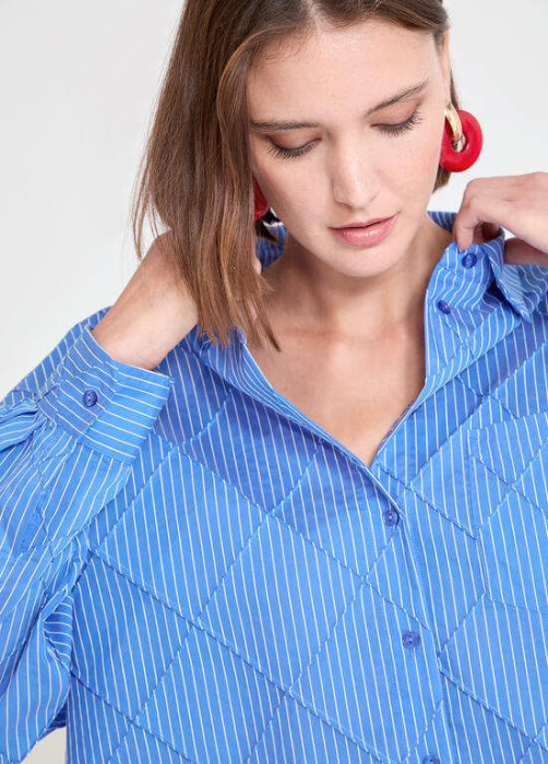 LOLA CASADEMUNT by MAITE camisa azul y blanco con rayas