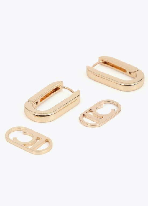 LOLA CASADEMUNT pendientes visagra con logo dorado - 5