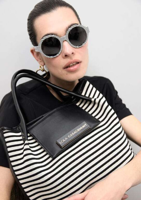 LOLA CASADEMUNT shopper en tejido combinado  en rayas crudo y negro - 9