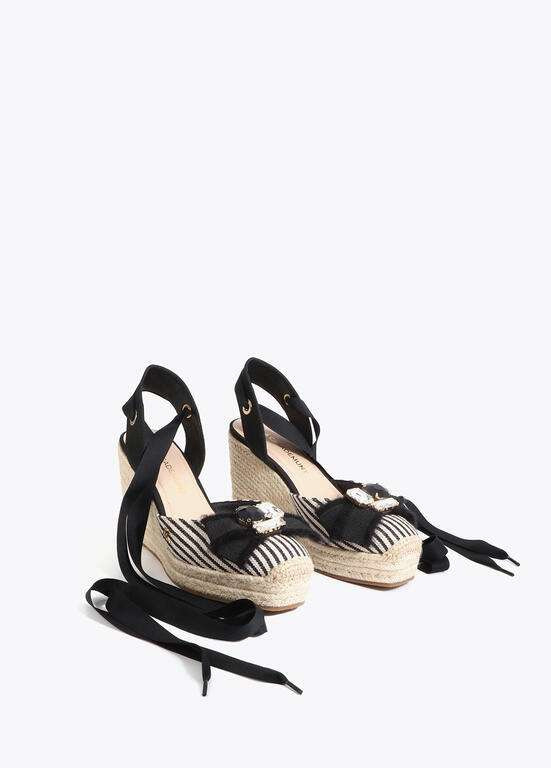LOLA CASADEMUNT sandalia en cuña con rayas crudo  y negro
