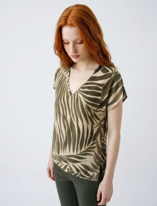 PENNYBLACK top viscosa escote pico estampado hojas verde - 2