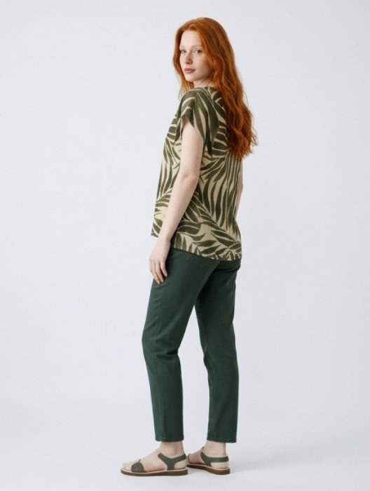 PENNYBLACK top viscosa escote pico estampado hojas verde - 6
