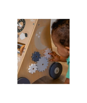 Andador de actividades para bebés de madera natural. - 2