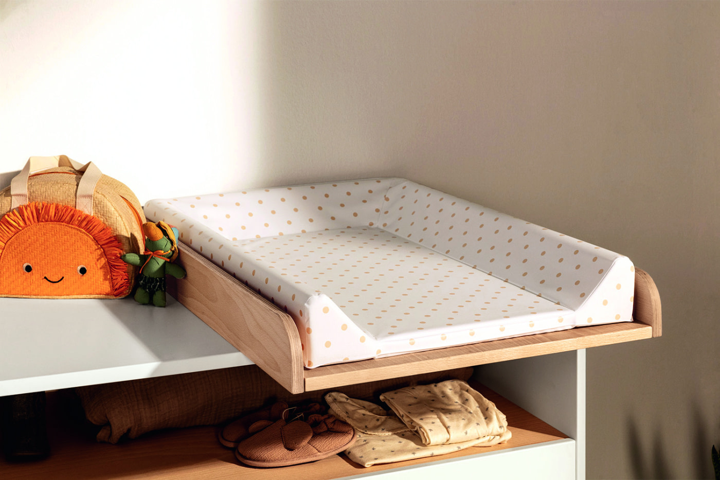 CAMBIADOR CÓMODA CP-1969 MADERA LUNARES BEIGE