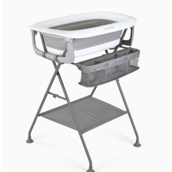 Kit bañera blanca con patas, cojín,enjuagador, 3 juguetes de baño