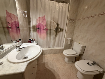 Casa unifamiliar adossada en venda - 2